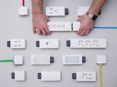 YOUMO: Modular Smart Power Strip