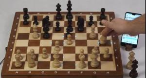 iChessOne Foldable Electronic Chessboard with App