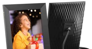 nixplay 2K Smart Digital Picture Frame